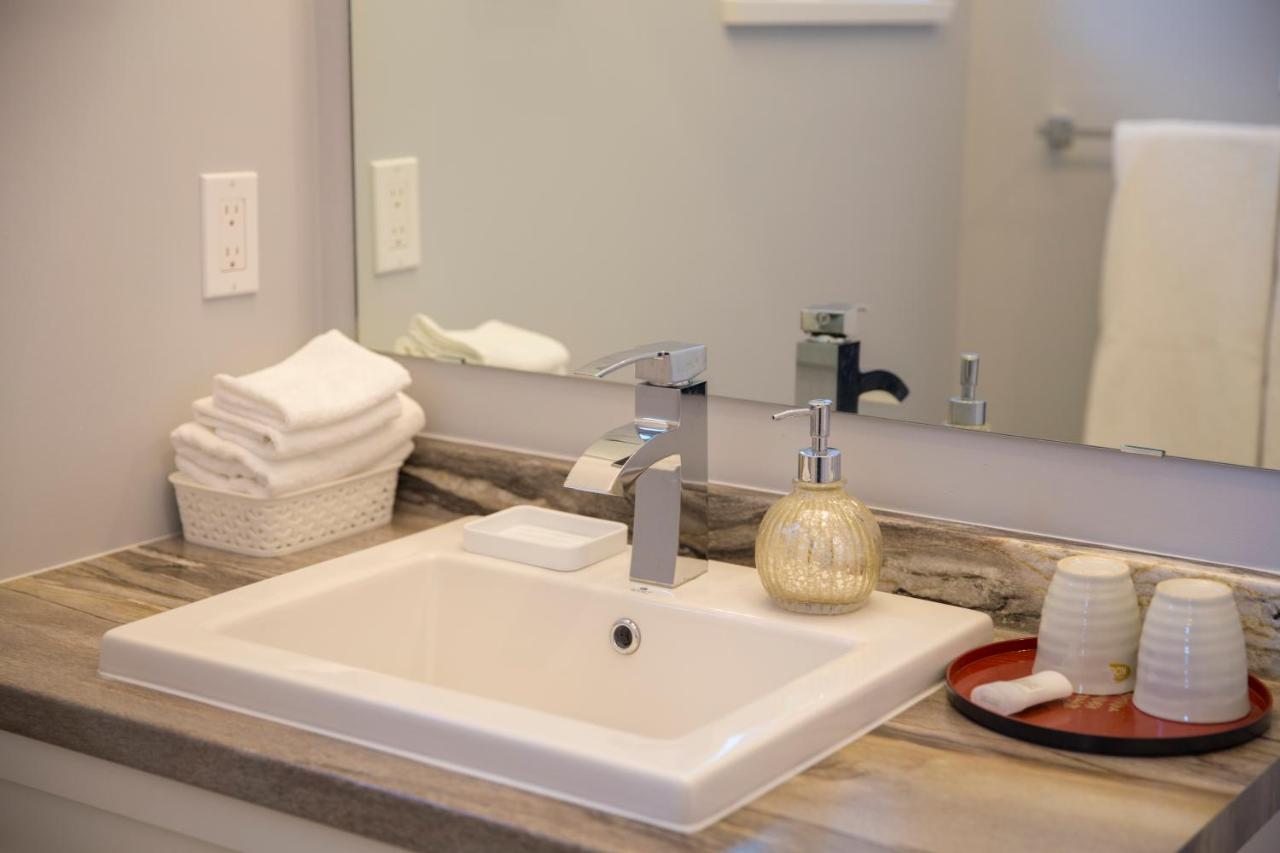 Downtown Whitehorse Deluxe 2 Bedroom Condo Ngoại thất bức ảnh